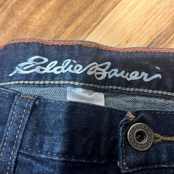 Eddie Bauer Straight Fit Flex Jeans - Picture 2 of 5